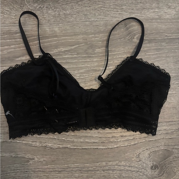 Victoria's Secret Black Lace Bralette - Picture 3 of 5